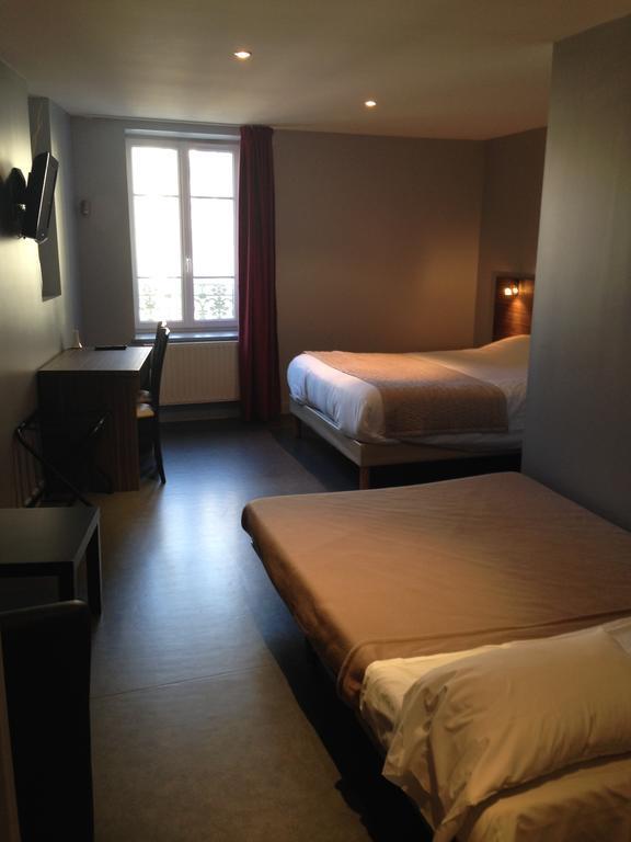 Le Relais Des Bergers Hotel Saint-Martin-en-Haut Room photo